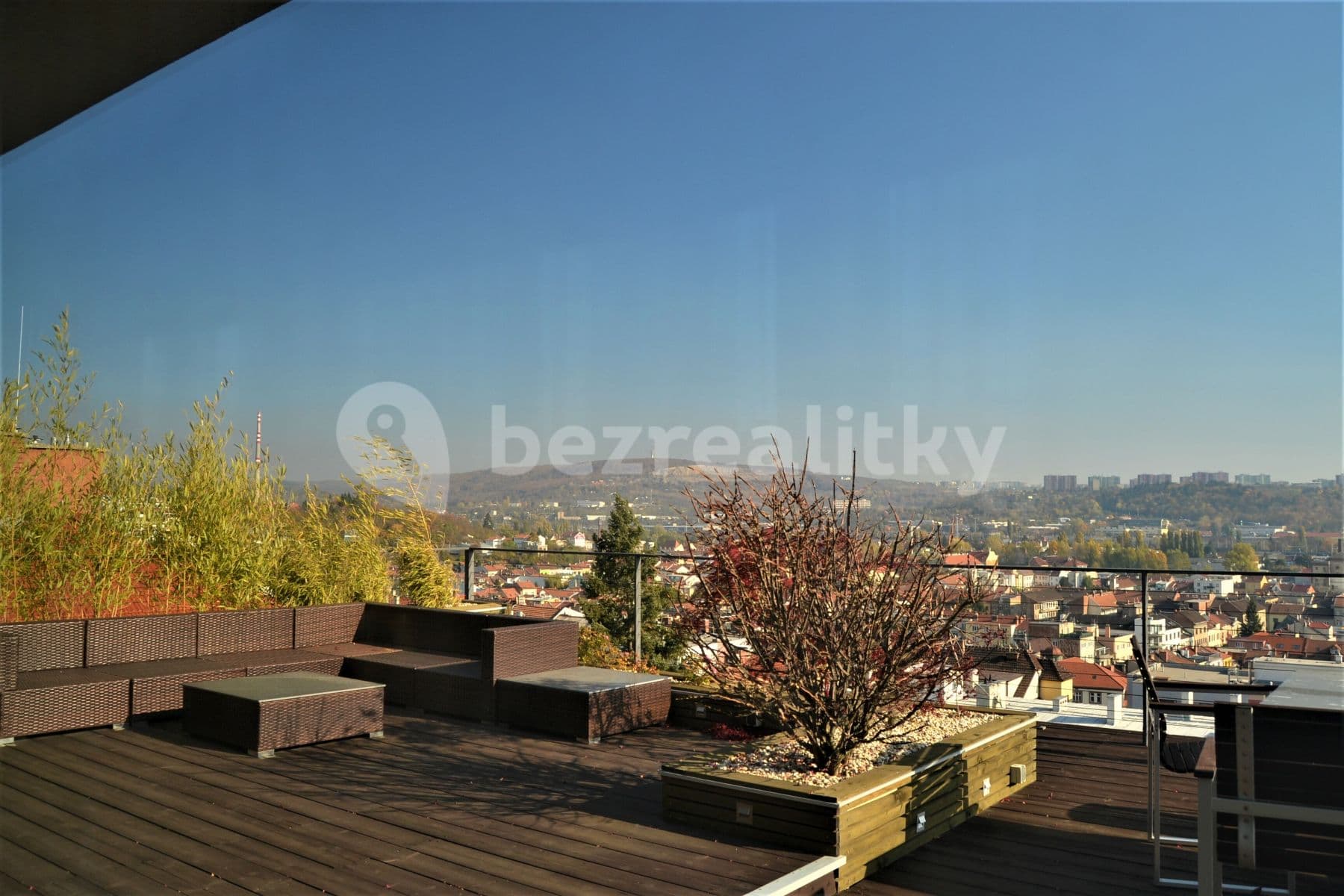 Prenájom bytu 3-izbový 400 m², Merhautova, Brno, Jihomoravský kraj Prenájom bytu 3-izbový 400 m², Merhautova, Brno, Jihomoravský kraj