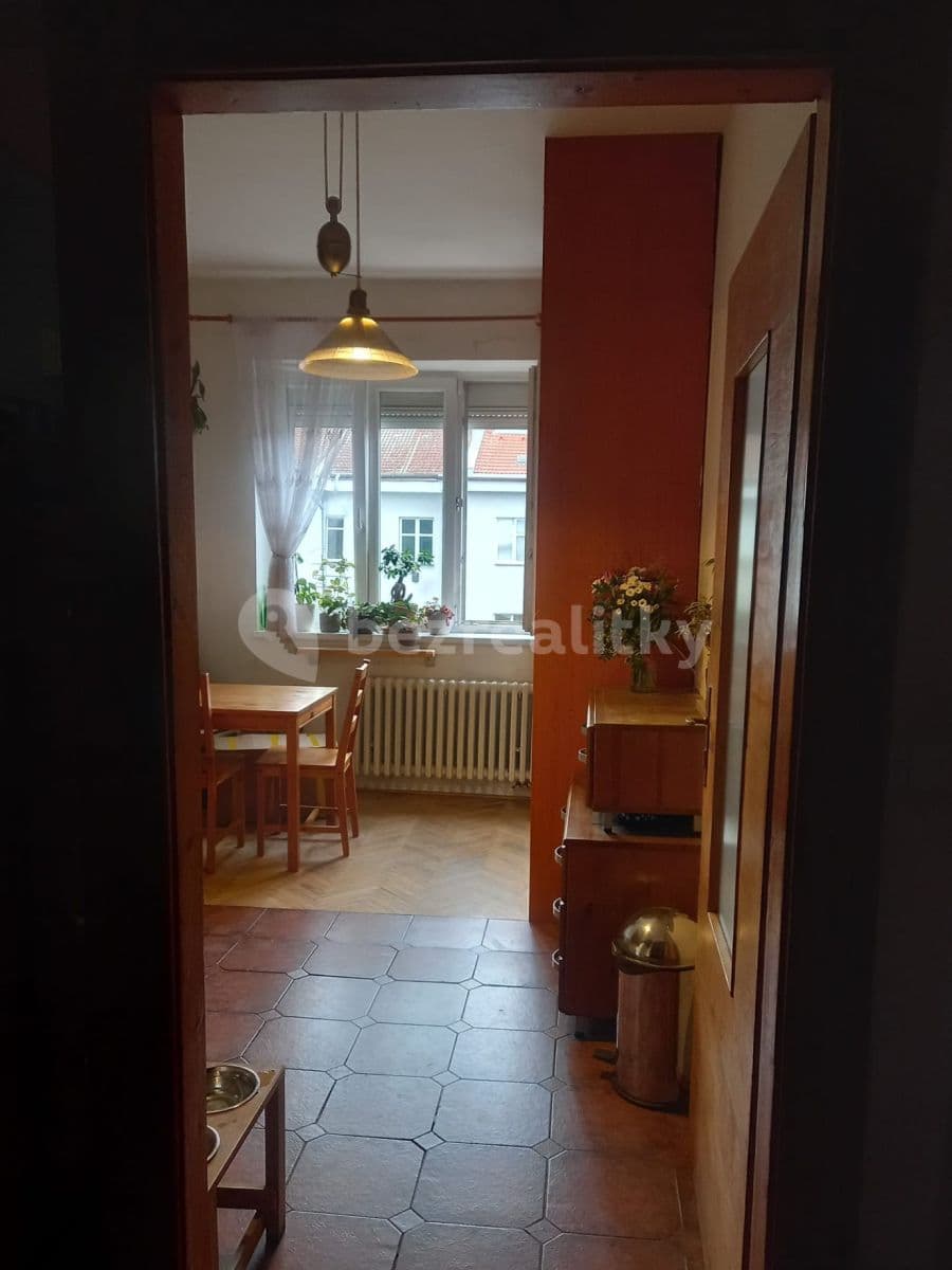 Prenájom bytu 1-izbový 53 m², V Zálomu, Praha, Praha Prenájom bytu 1-izbový 53 m², V Zálomu, Praha, Praha