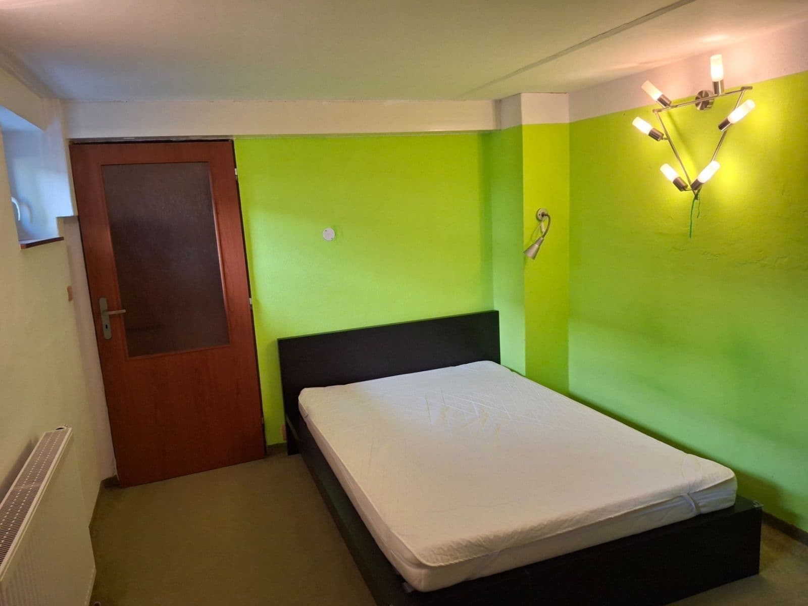 Prenájom bytu 3-izbový 75 m², Lipí, Praha, Praha Prenájom bytu 3-izbový 75 m², Lipí, Praha, Praha
