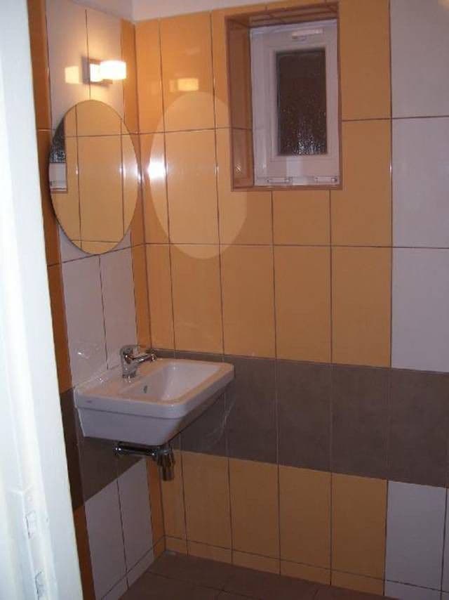 Prenájom bytu 1-izbový 43 m², Wolkerova, Olomouc, Olomoucký kraj Prenájom bytu 1-izbový 43 m², Wolkerova, Olomouc, Olomoucký kraj