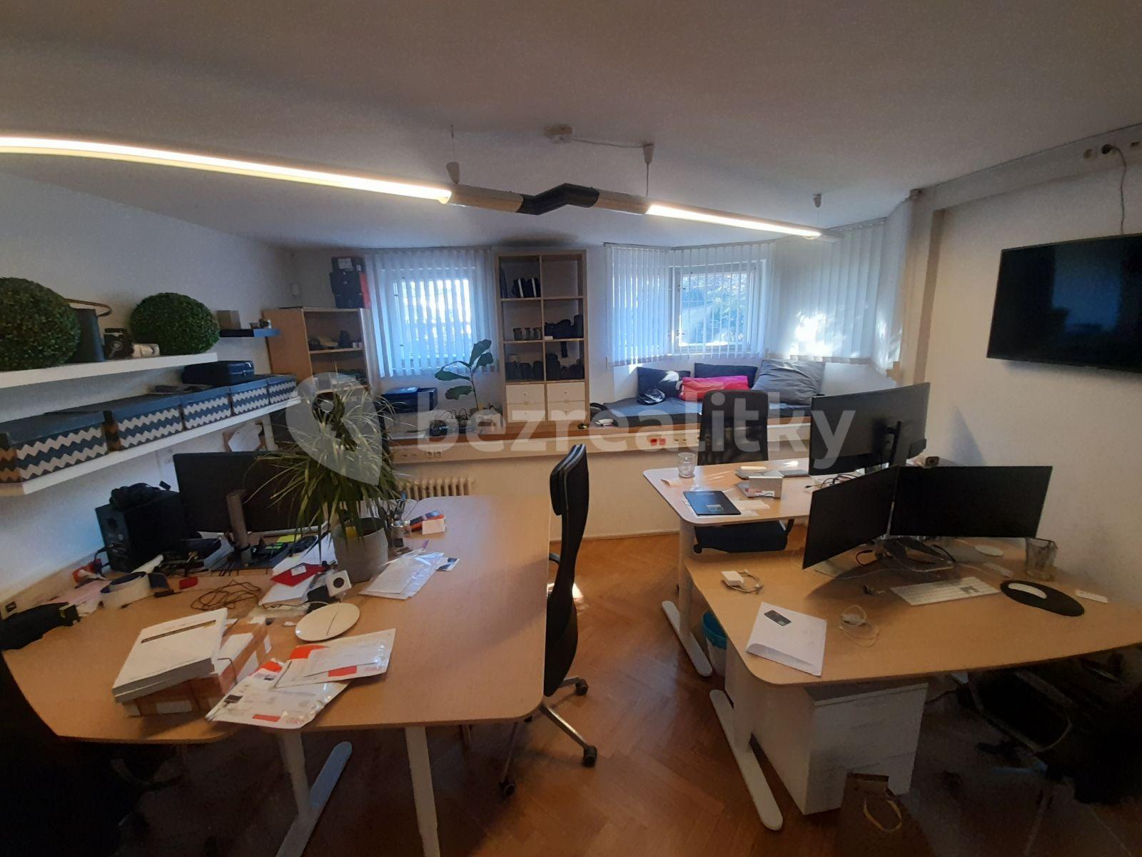 Prenájom kancelárie 80 m², Střešovická, Praha, Praha