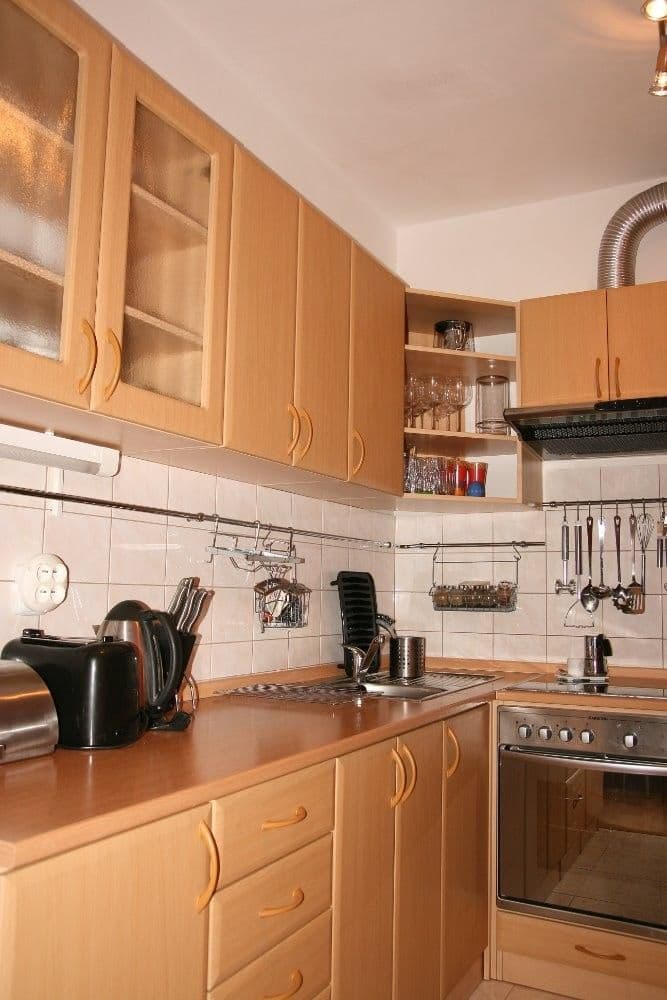Prenájom bytu 2-izbový 45 m², Hořelické náměstí, Rudná, Středočeský kraj Prenájom bytu 2-izbový 45 m², Hořelické náměstí, Rudná, Středočeský kraj