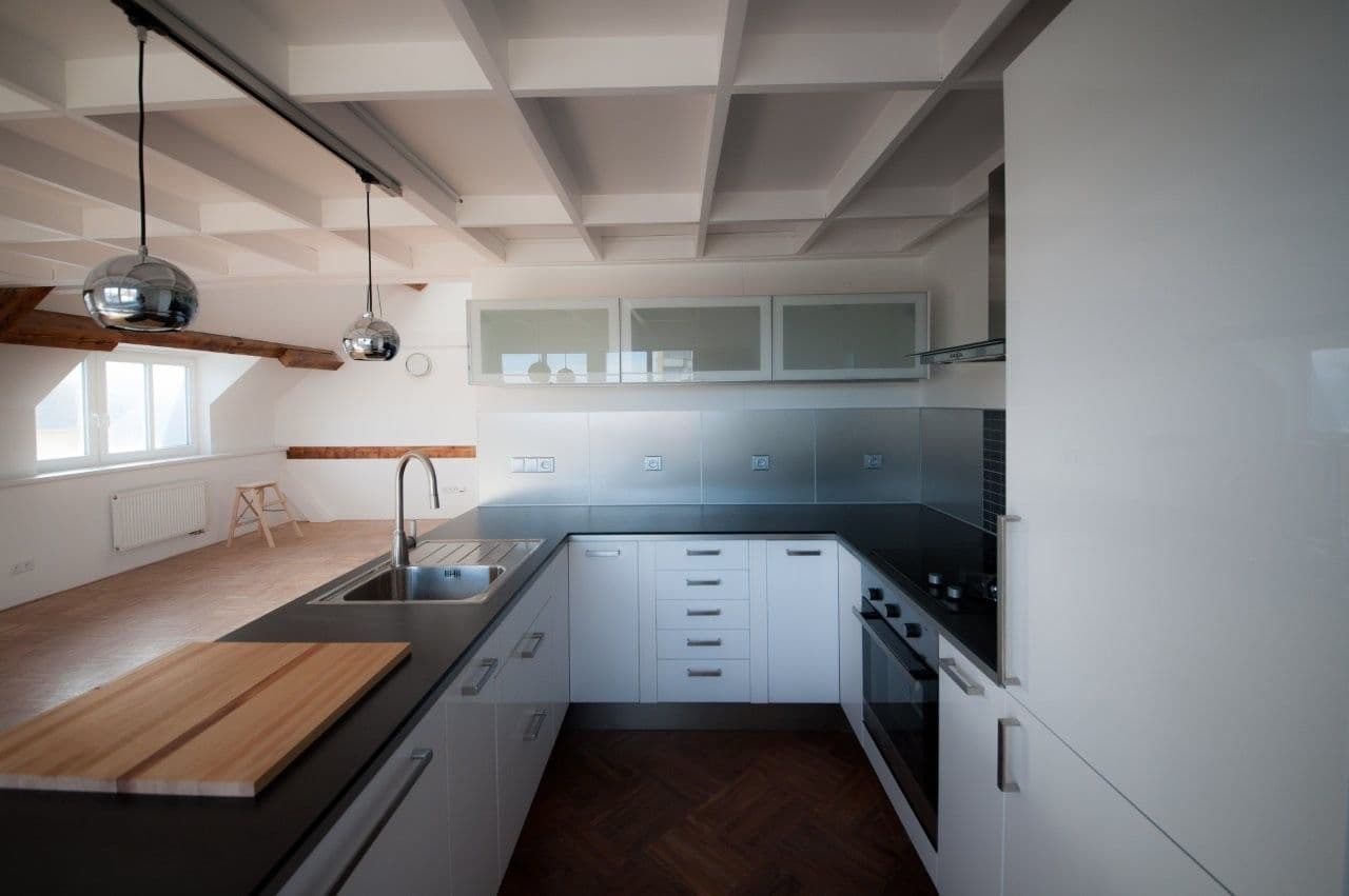 Prenájom bytu 5-izbový 146 m², V Nových Vokovicích, Praha, Praha Prenájom bytu 5-izbový 146 m², V Nových Vokovicích, Praha, Praha