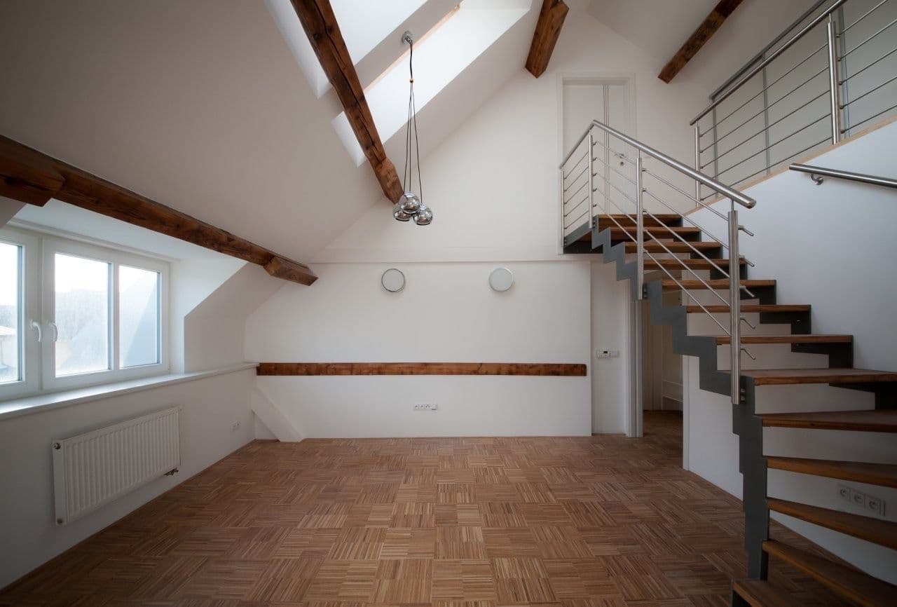 Prenájom bytu 5-izbový 146 m², V Nových Vokovicích, Praha, Praha Prenájom bytu 5-izbový 146 m², V Nových Vokovicích, Praha, Praha