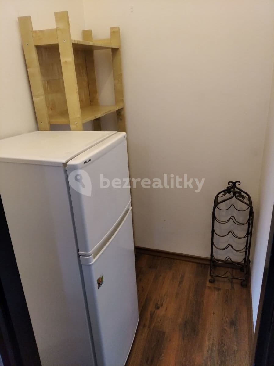 Prenájom bytu 2-izbový 41 m², Svojsíkova, Praha, Praha Prenájom bytu 2-izbový 41 m², Svojsíkova, Praha, Praha