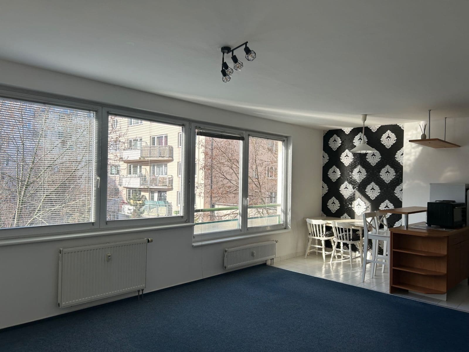 Prenájom bytu 1-izbový 42 m², bratří Dohalských, Praha, Praha Prenájom bytu 1-izbový 42 m², bratří Dohalských, Praha, Praha