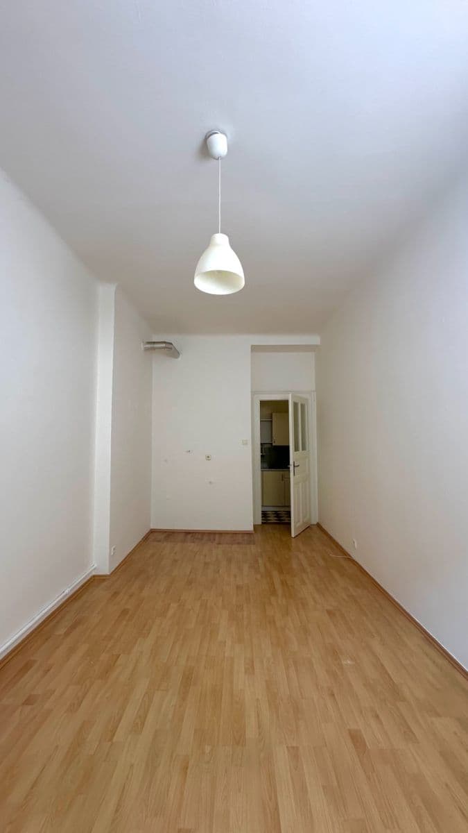 Prenájom bytu 2-izbový 55 m², Velehradská, Praha, Praha Prenájom bytu 2-izbový 55 m², Velehradská, Praha, Praha