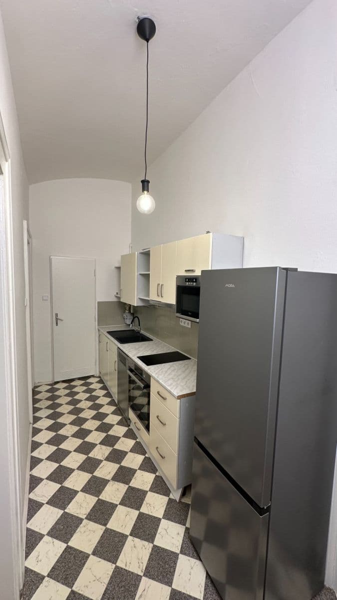 Prenájom bytu 2-izbový 55 m², Velehradská, Praha, Praha Prenájom bytu 2-izbový 55 m², Velehradská, Praha, Praha
