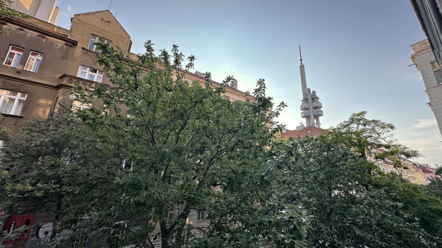 Prenájom bytu 2-izbový 55 m², Velehradská, Praha, Praha Prenájom bytu 2-izbový 55 m², Velehradská, Praha, Praha