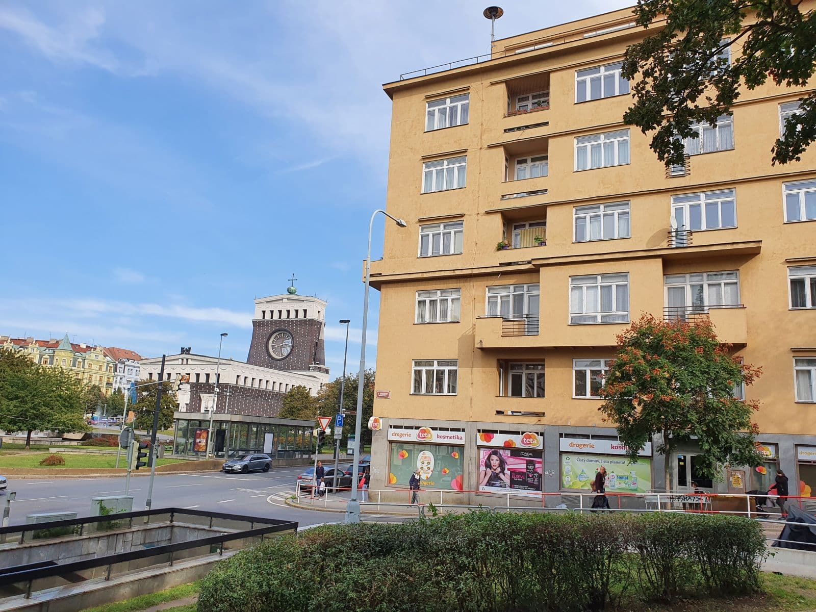 Prenájom bytu 3-izbový 82 m², U Vodárny, Praha, Praha Prenájom bytu 3-izbový 82 m², U Vodárny, Praha, Praha