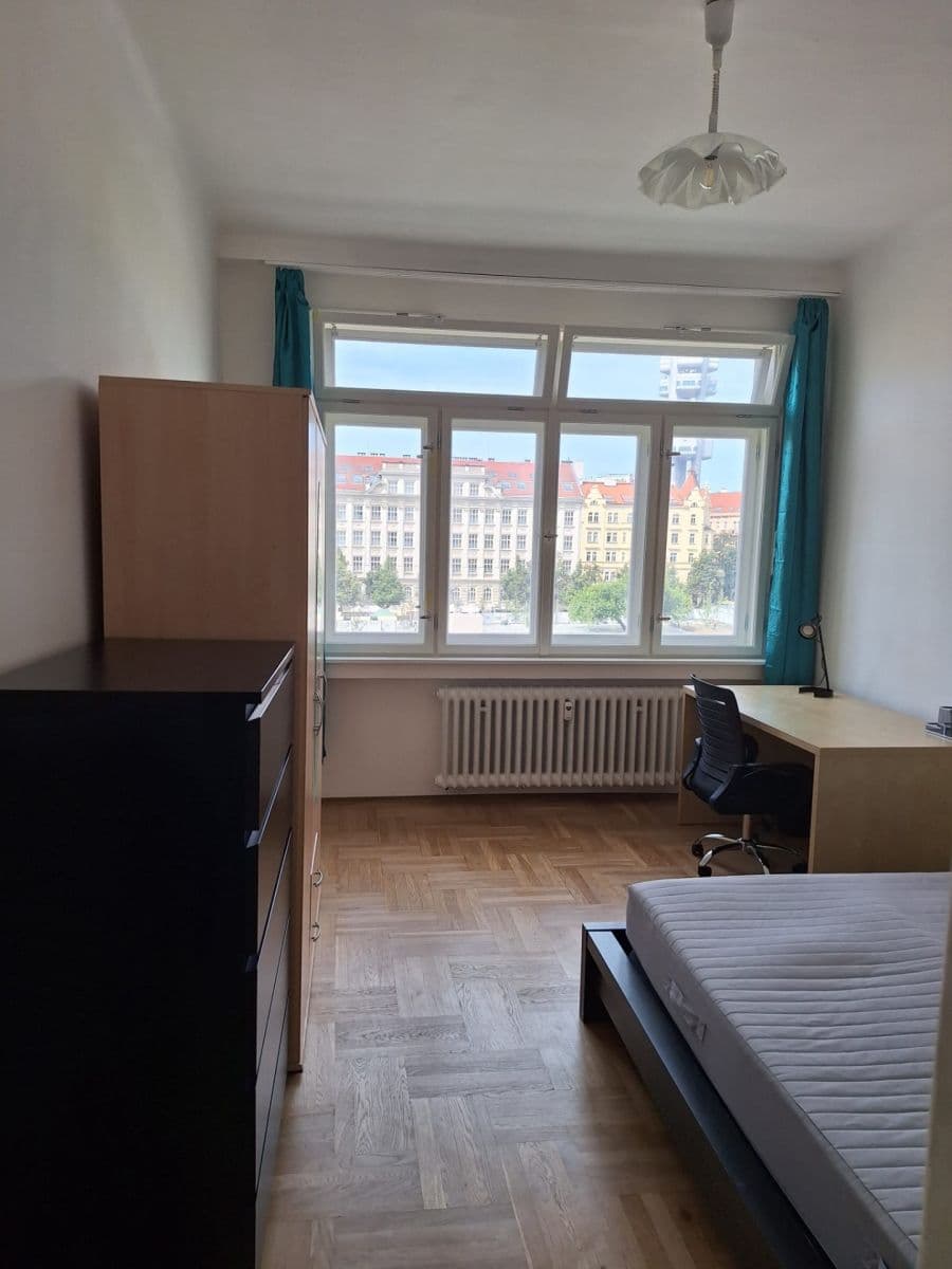 Prenájom bytu 3-izbový 82 m², U Vodárny, Praha, Praha Prenájom bytu 3-izbový 82 m², U Vodárny, Praha, Praha