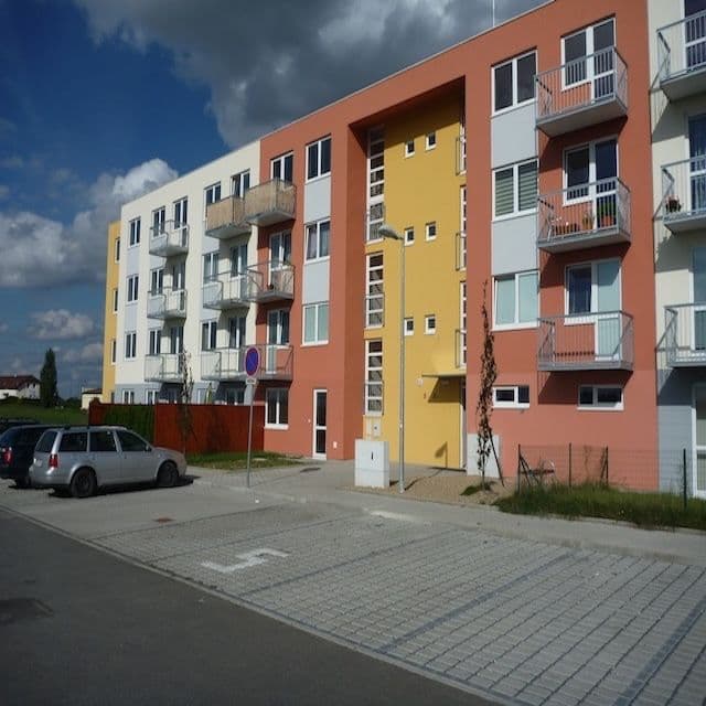 Prenájom bytu 2-izbový 40 m², V Roháči I., Jesenice, Středočeský kraj Prenájom bytu 2-izbový 40 m², V Roháči I., Jesenice, Středočeský kraj