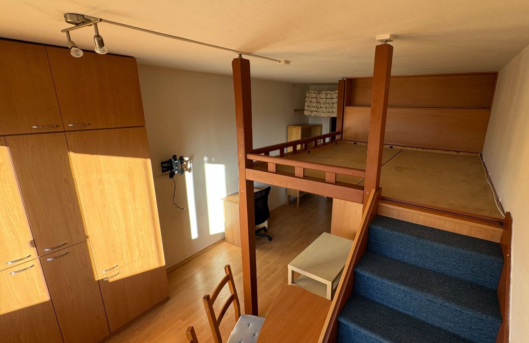 Prenájom bytu Garsoniéra 28 m², Francouzská, Ostrava, Moravskoslezský kraj Prenájom bytu Garsoniéra 28 m², Francouzská, Ostrava, Moravskoslezský kraj