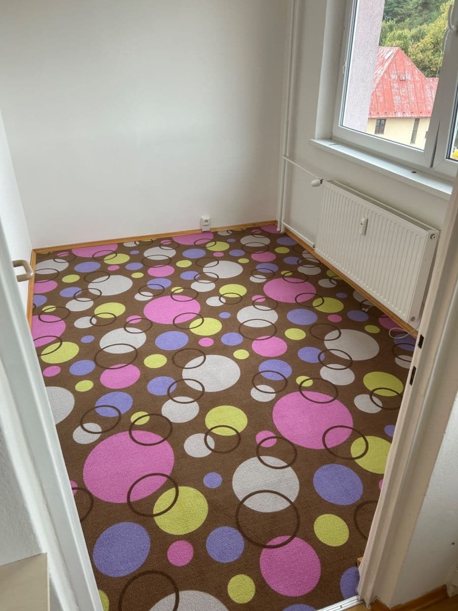 Prenájom bytu 3-izbový 62 m², Na Loučkách, Kuřim, Jihomoravský kraj Prenájom bytu 3-izbový 62 m², Na Loučkách, Kuřim, Jihomoravský kraj