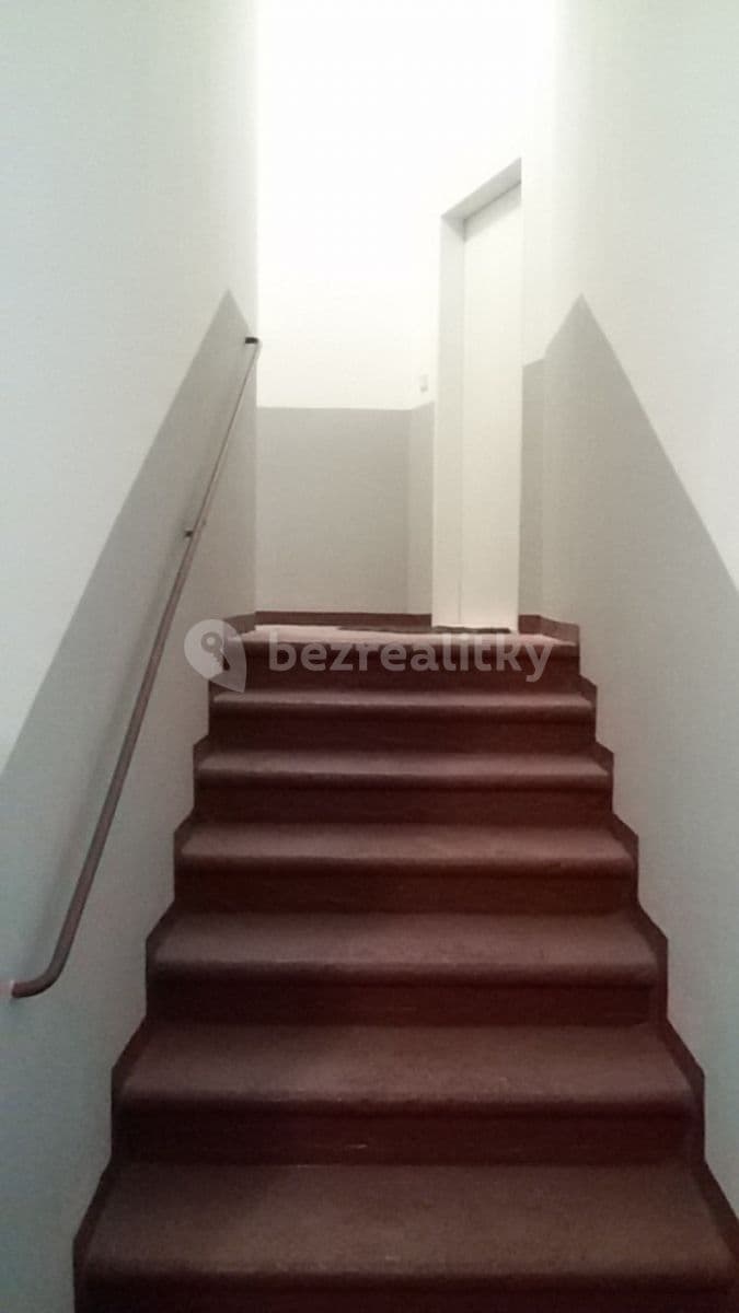 Prenájom bytu 2-izbový 63 m², Jankovcova, Teplice, Ústecký kraj Prenájom bytu 2-izbový 63 m², Jankovcova, Teplice, Ústecký kraj
