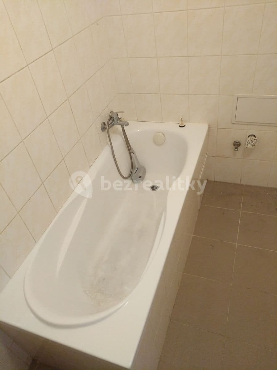 Prenájom bytu 2-izbový 63 m², Jankovcova, Teplice, Ústecký kraj Prenájom bytu 2-izbový 63 m², Jankovcova, Teplice, Ústecký kraj