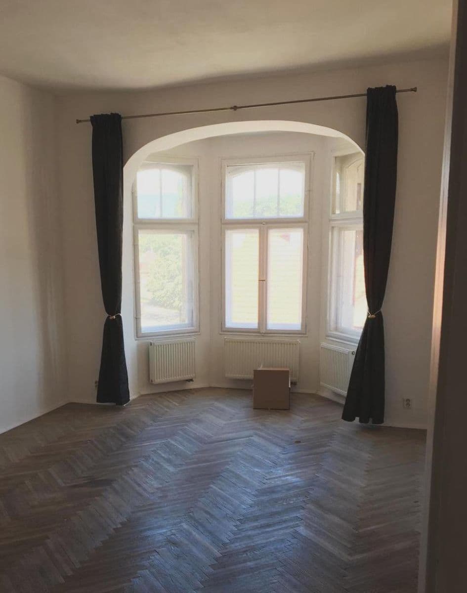 Prenájom bytu 2-izbový 63 m², Jankovcova, Teplice, Ústecký kraj Prenájom bytu 2-izbový 63 m², Jankovcova, Teplice, Ústecký kraj