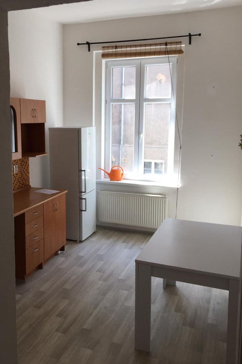 Prenájom bytu 2-izbový 63 m², Jankovcova, Teplice, Ústecký kraj Prenájom bytu 2-izbový 63 m², Jankovcova, Teplice, Ústecký kraj