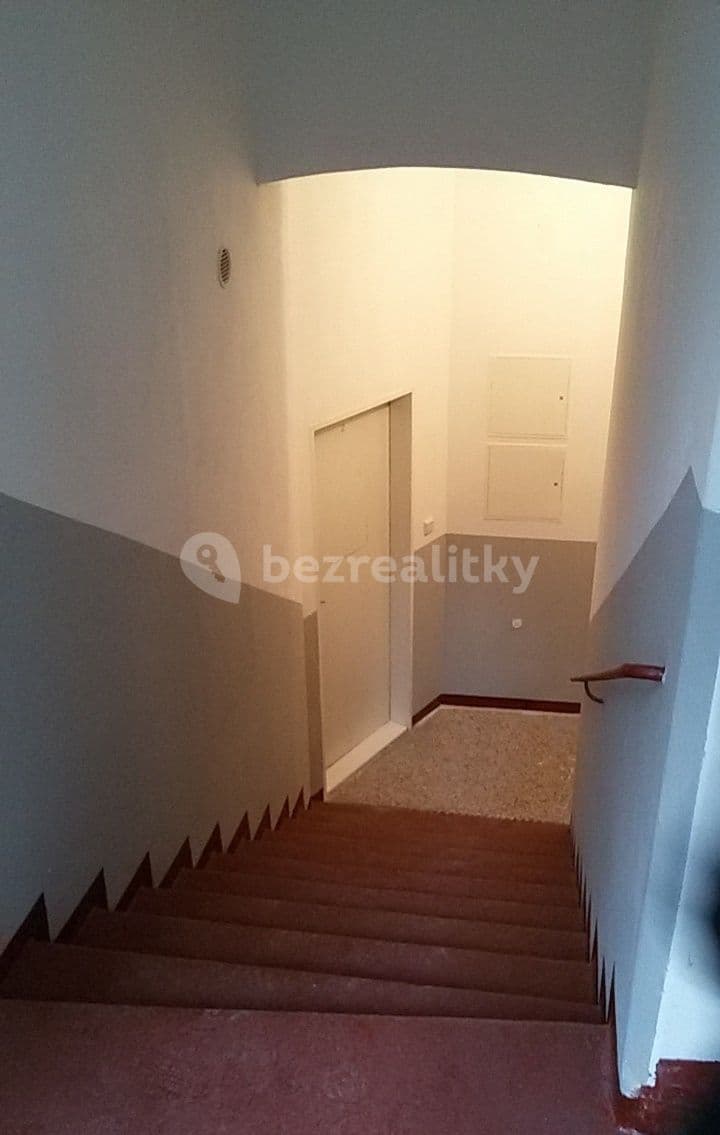 Prenájom bytu 1-izbový 28 m², Jankovcova, Teplice, Ústecký kraj Prenájom bytu 1-izbový 28 m², Jankovcova, Teplice, Ústecký kraj