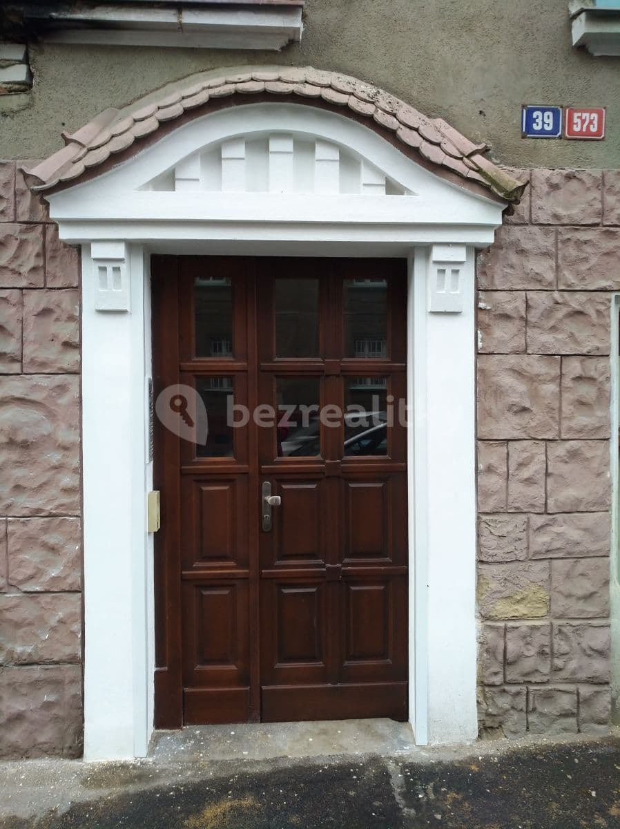 Prenájom bytu 1-izbový 28 m², Jankovcova, Teplice, Ústecký kraj Prenájom bytu 1-izbový 28 m², Jankovcova, Teplice, Ústecký kraj