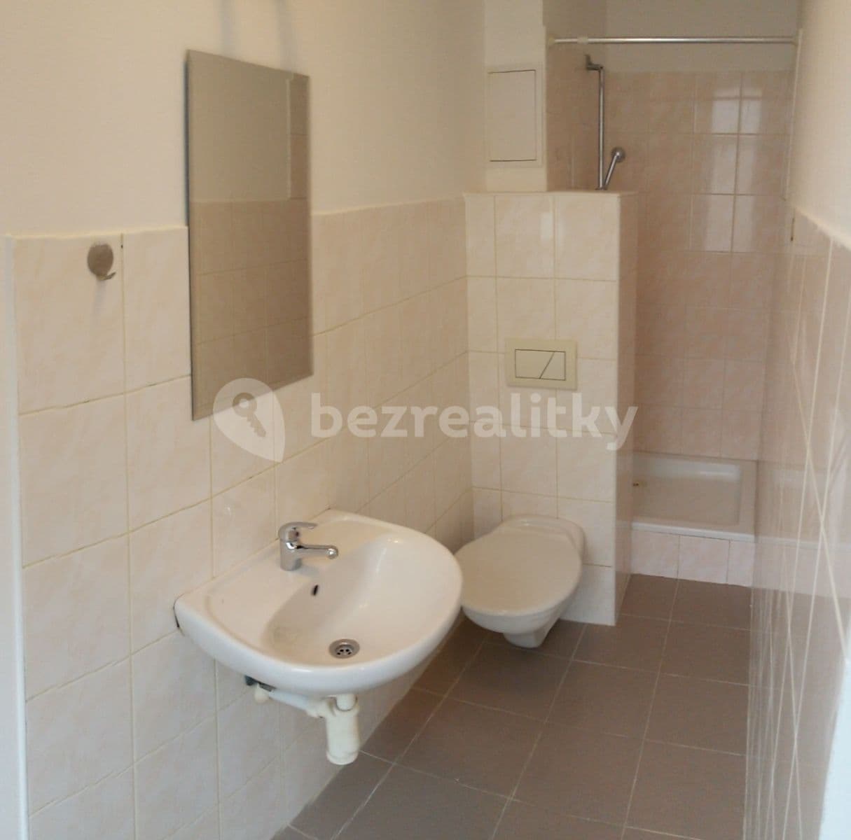Prenájom bytu 1-izbový 28 m², Jankovcova, Teplice, Ústecký kraj Prenájom bytu 1-izbový 28 m², Jankovcova, Teplice, Ústecký kraj