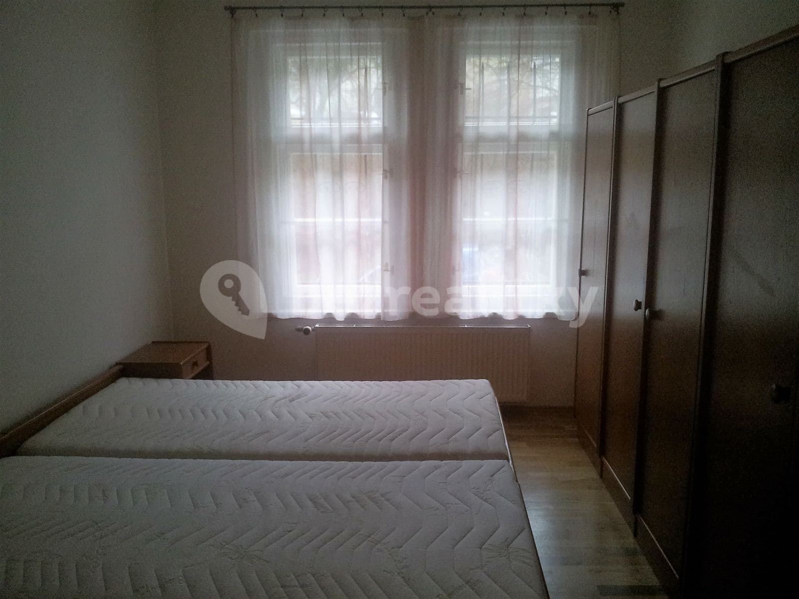 Prenájom bytu 3-izbový 80 m², Kutnauerovo náměstí, Praha, Praha Prenájom bytu 3-izbový 80 m², Kutnauerovo náměstí, Praha, Praha