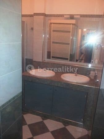 Prenájom bytu 3-izbový 80 m², Kutnauerovo náměstí, Praha, Praha Prenájom bytu 3-izbový 80 m², Kutnauerovo náměstí, Praha, Praha