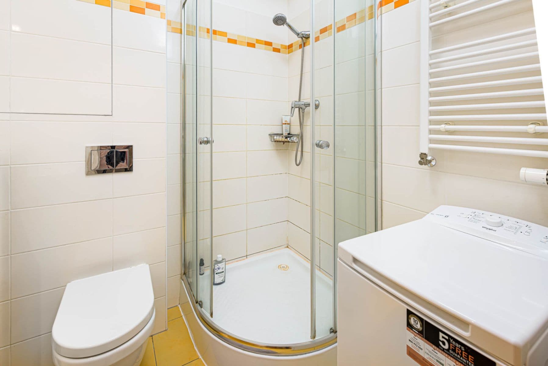 Prenájom bytu 1-izbový 35 m², Freyova, Praha, Praha Prenájom bytu 1-izbový 35 m², Freyova, Praha, Praha