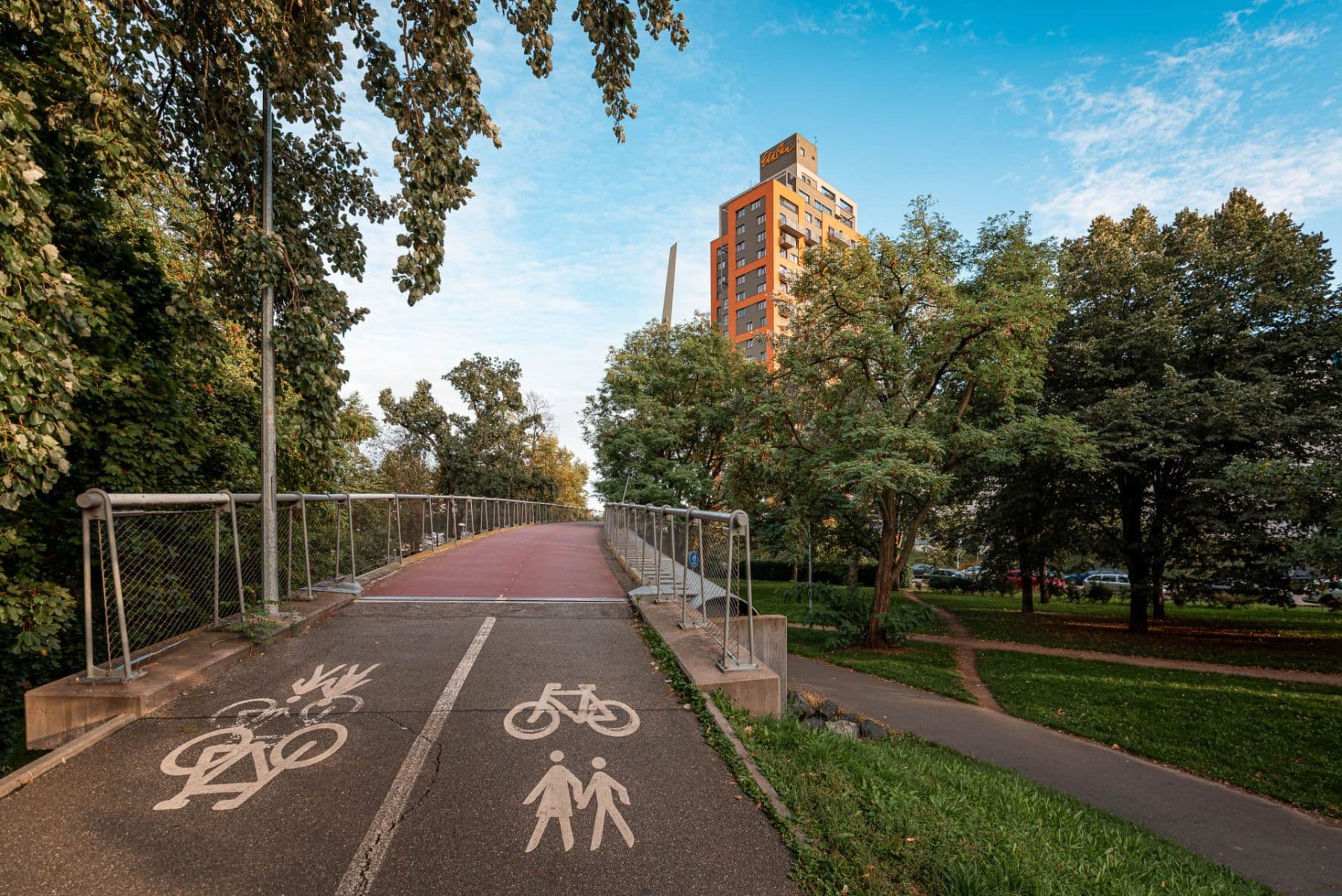 Prenájom bytu 1-izbový 35 m², Freyova, Praha, Praha Prenájom bytu 1-izbový 35 m², Freyova, Praha, Praha