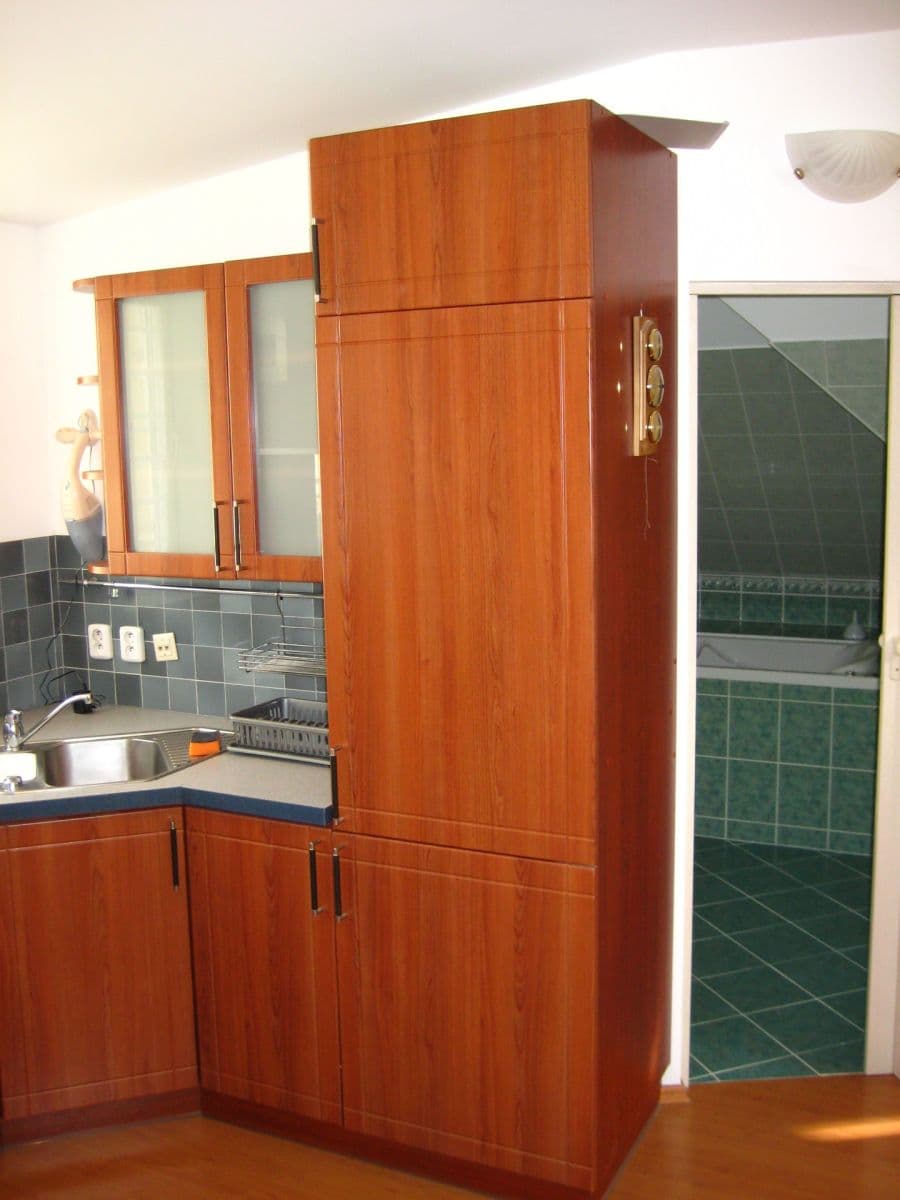 Prenájom bytu 3-izbový 88 m², Třebízského, Roztoky, Středočeský kraj Prenájom bytu 3-izbový 88 m², Třebízského, Roztoky, Středočeský kraj