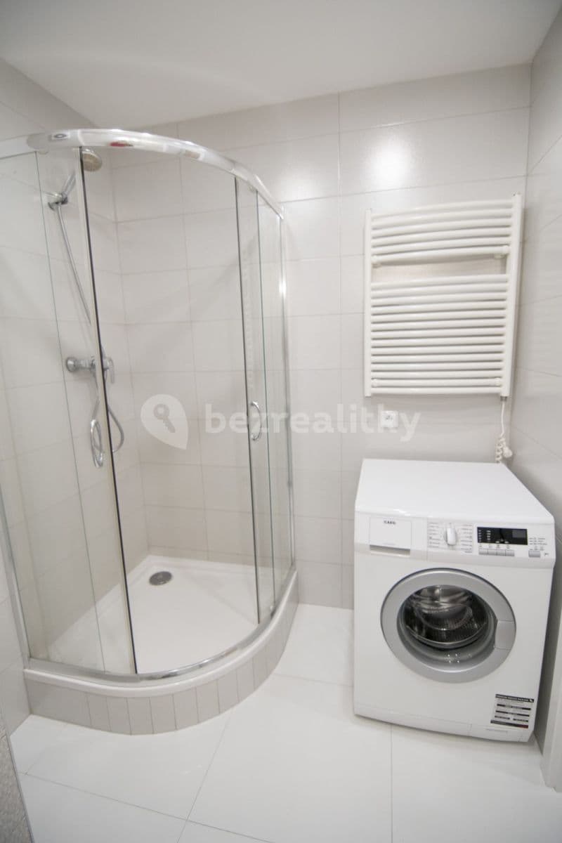 Prenájom bytu 1-izbový 27 m², Bartákova, Praha, Praha Prenájom bytu 1-izbový 27 m², Bartákova, Praha, Praha