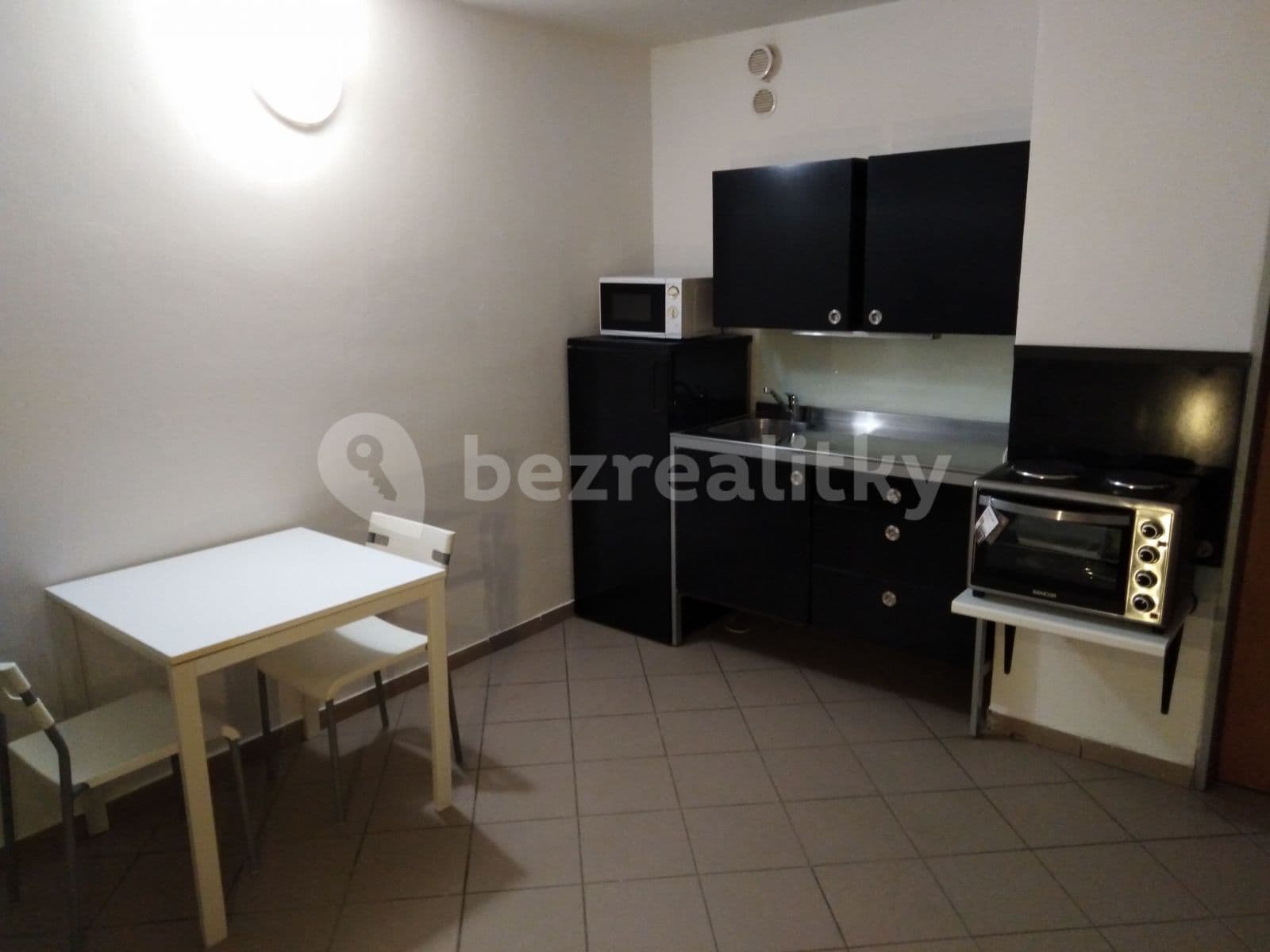 Prenájom bytu 1-izbový 32 m², Stará, Brno, Jihomoravský kraj Prenájom bytu 1-izbový 32 m², Stará, Brno, Jihomoravský kraj