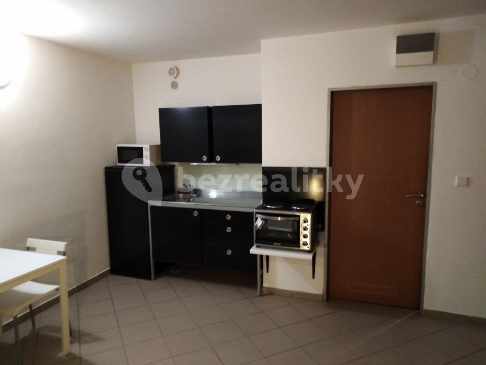 Prenájom bytu 1-izbový 32 m², Stará, Brno, Jihomoravský kraj Prenájom bytu 1-izbový 32 m², Stará, Brno, Jihomoravský kraj