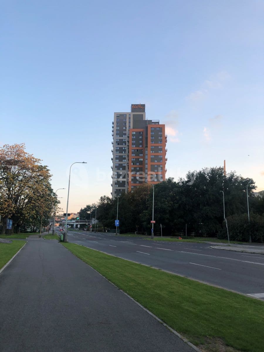 Prenájom bytu 2-izbový 43 m², Freyova, Praha, Praha Prenájom bytu 2-izbový 43 m², Freyova, Praha, Praha