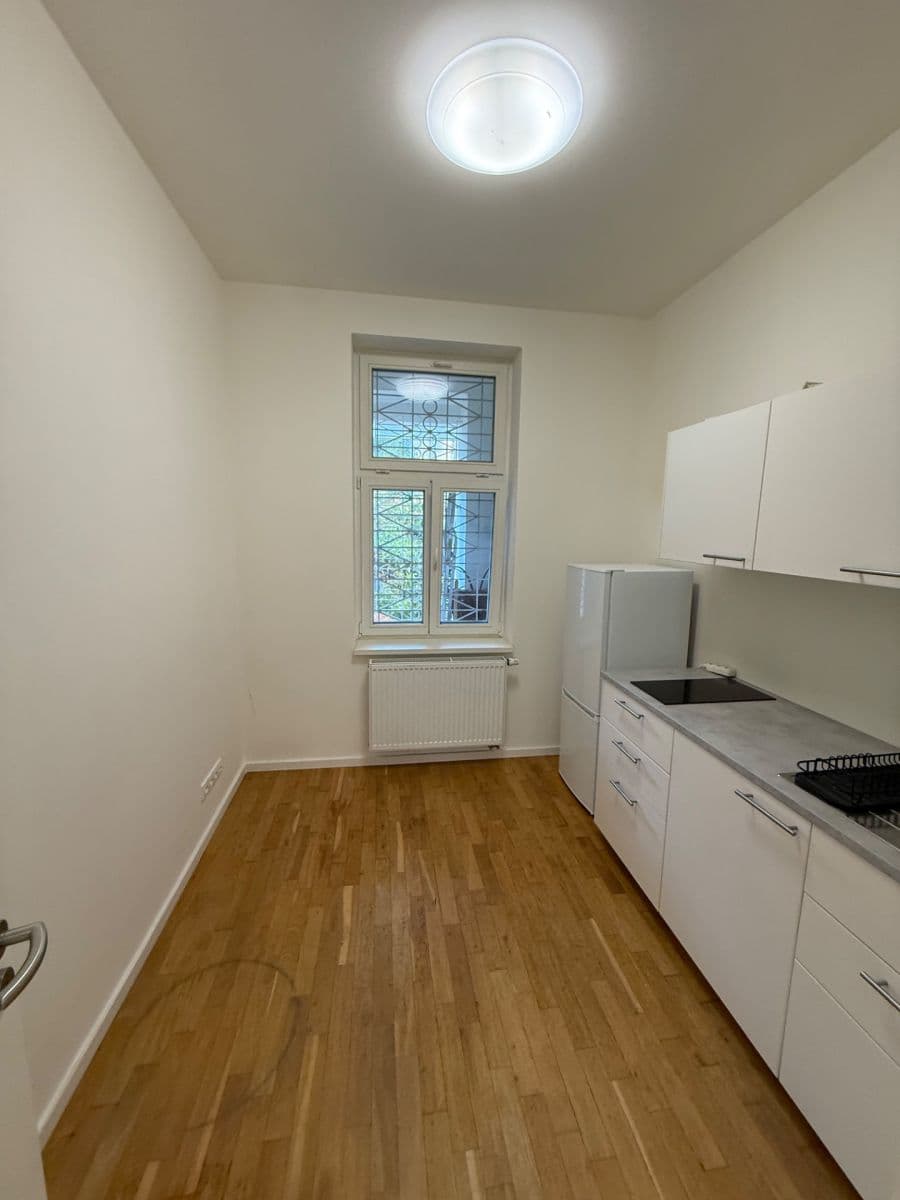 Prenájom bytu 2-izbový 46 m², Nad Panenskou, Praha, Praha Prenájom bytu 2-izbový 46 m², Nad Panenskou, Praha, Praha
