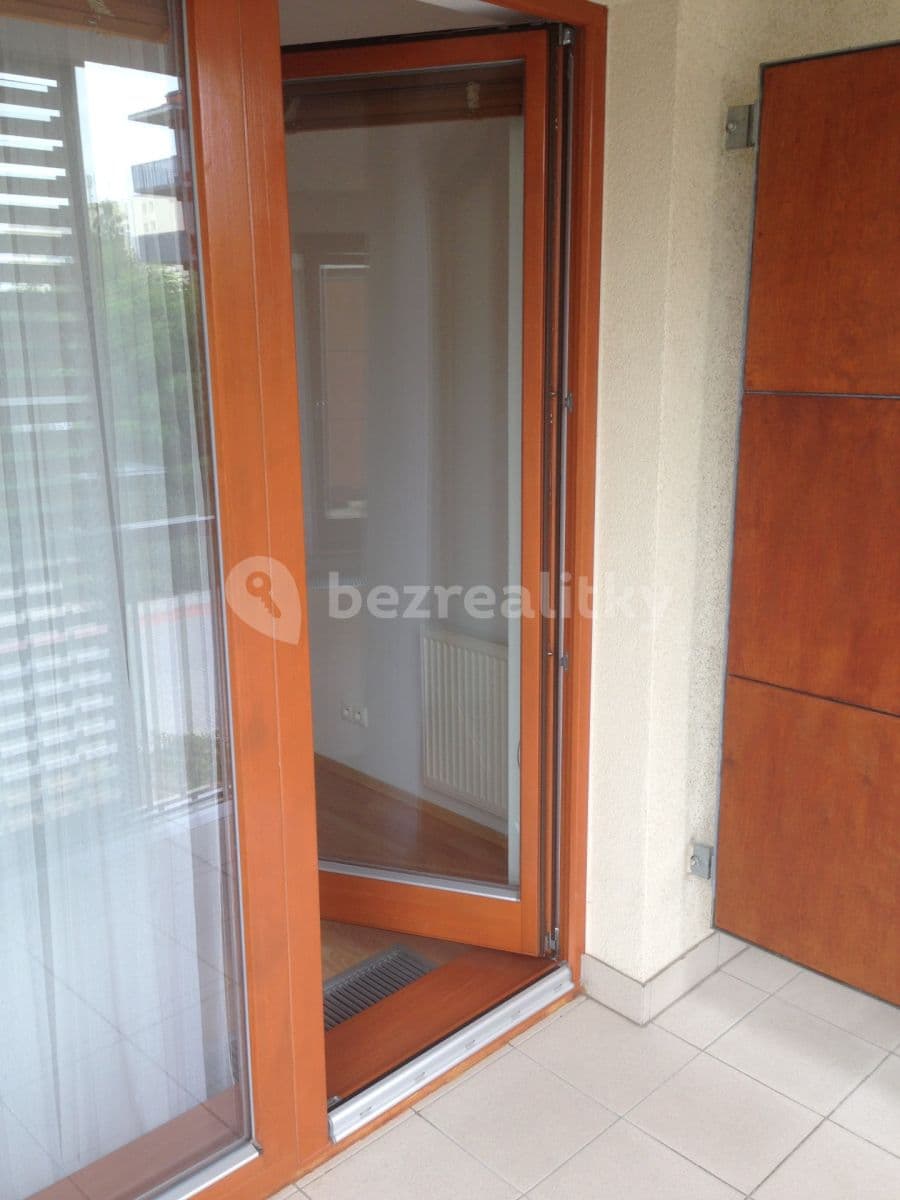 Prenájom bytu 1-izbový 35 m², Praha, Praha Prenájom bytu 1-izbový 35 m², Praha, Praha