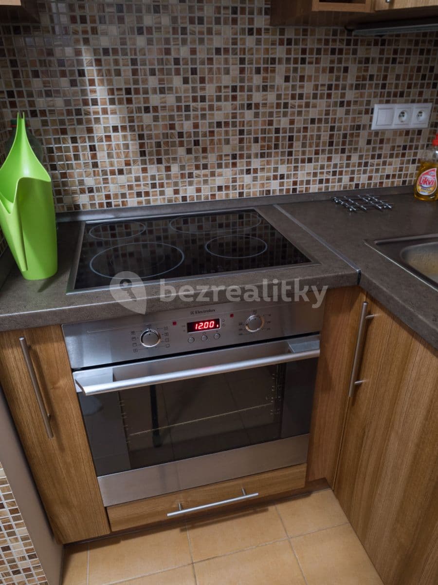 Prenájom bytu 1-izbový 35 m², Praha, Praha Prenájom bytu 1-izbový 35 m², Praha, Praha