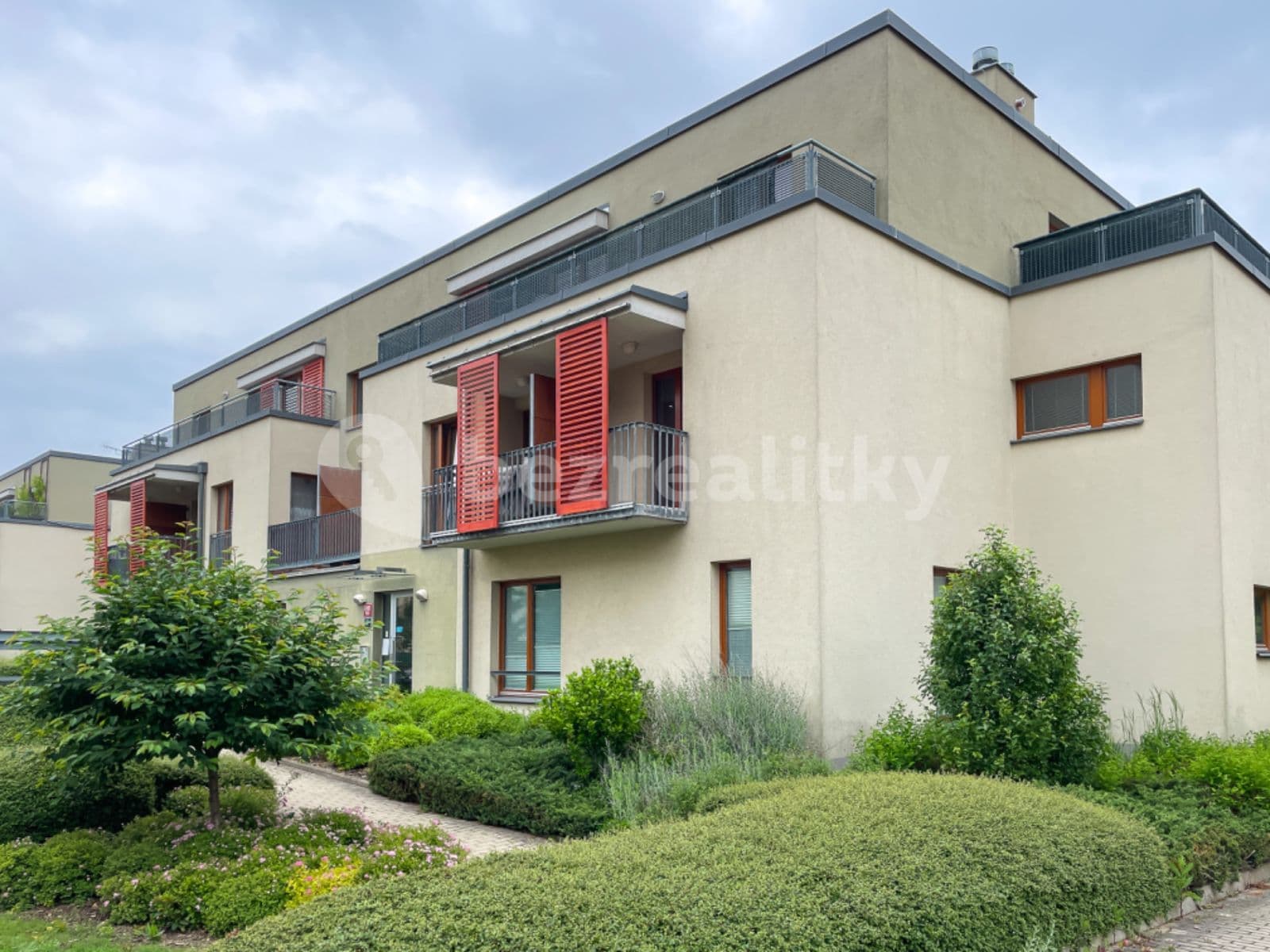 Prenájom bytu 1-izbový 35 m², Praha, Praha Prenájom bytu 1-izbový 35 m², Praha, Praha