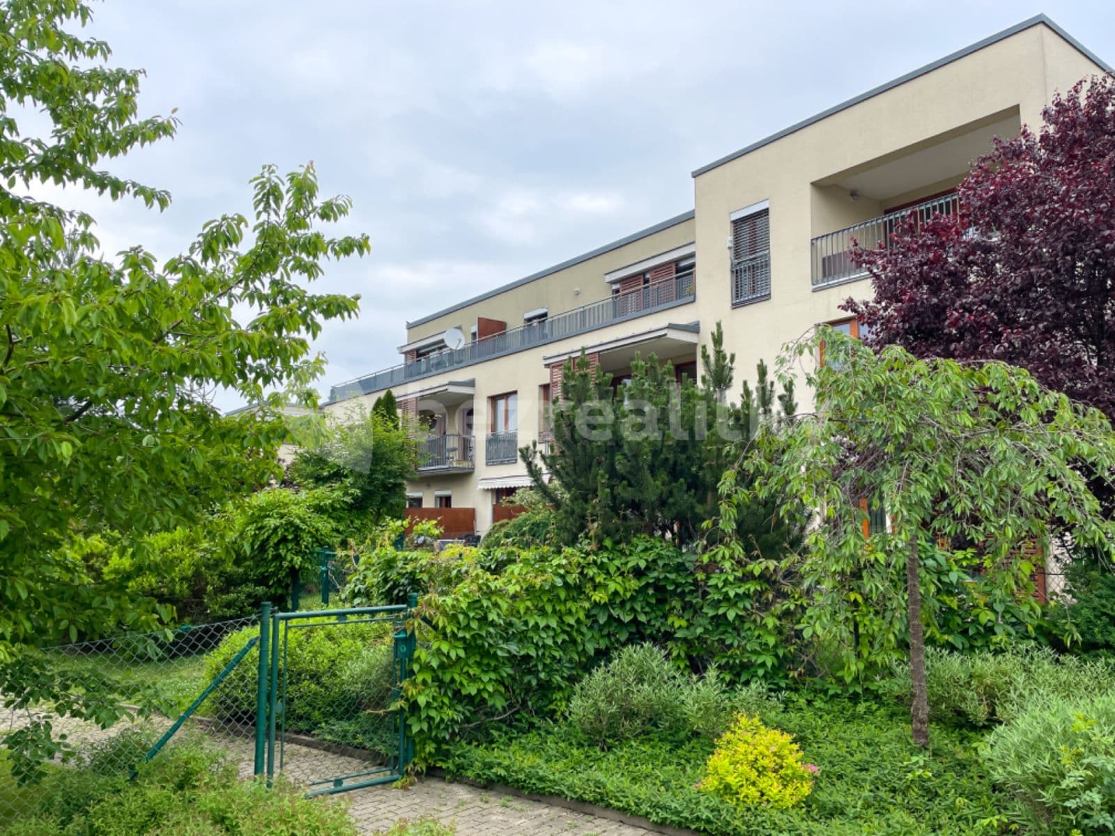 Prenájom bytu 1-izbový 35 m², Praha, Praha Prenájom bytu 1-izbový 35 m², Praha, Praha