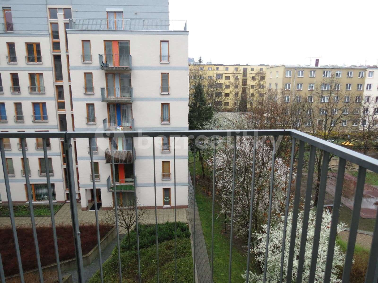 Prenájom bytu 1-izbový 32 m², Krumlovská, Praha, Praha Prenájom bytu 1-izbový 32 m², Krumlovská, Praha, Praha