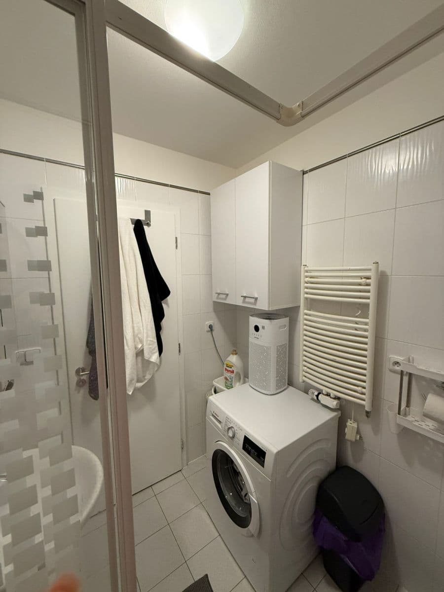Prenájom bytu 1-izbový 32 m², Krumlovská, Praha, Praha Prenájom bytu 1-izbový 32 m², Krumlovská, Praha, Praha