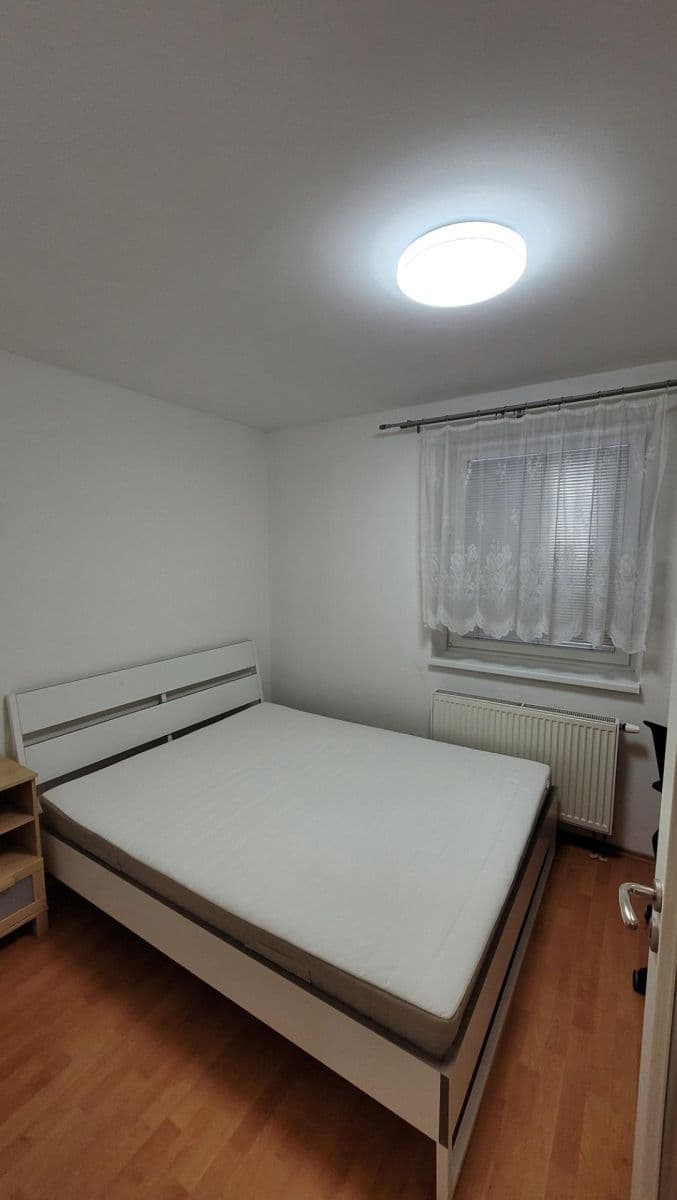 Prenájom bytu 2-izbový 39 m², Švehlova, Šlapanice, Jihomoravský kraj Prenájom bytu 2-izbový 39 m², Švehlova, Šlapanice, Jihomoravský kraj