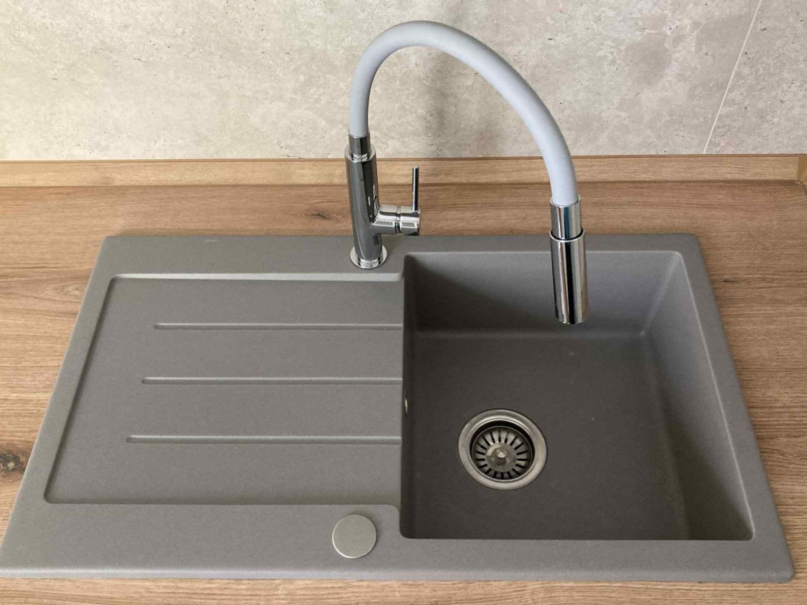 Prenájom bytu 1-izbový 35 m², Finská, Kladno, Středočeský kraj Prenájom bytu 1-izbový 35 m², Finská, Kladno, Středočeský kraj