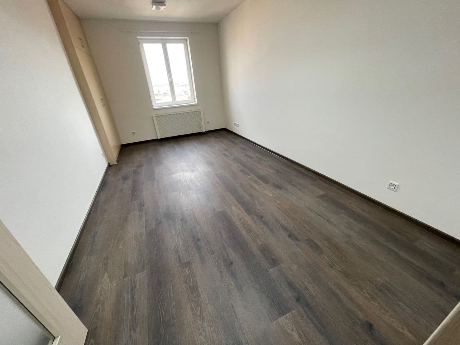 Prenájom bytu 2-izbový 52 m², Husinecká, Praha, Praha Prenájom bytu 2-izbový 52 m², Husinecká, Praha, Praha