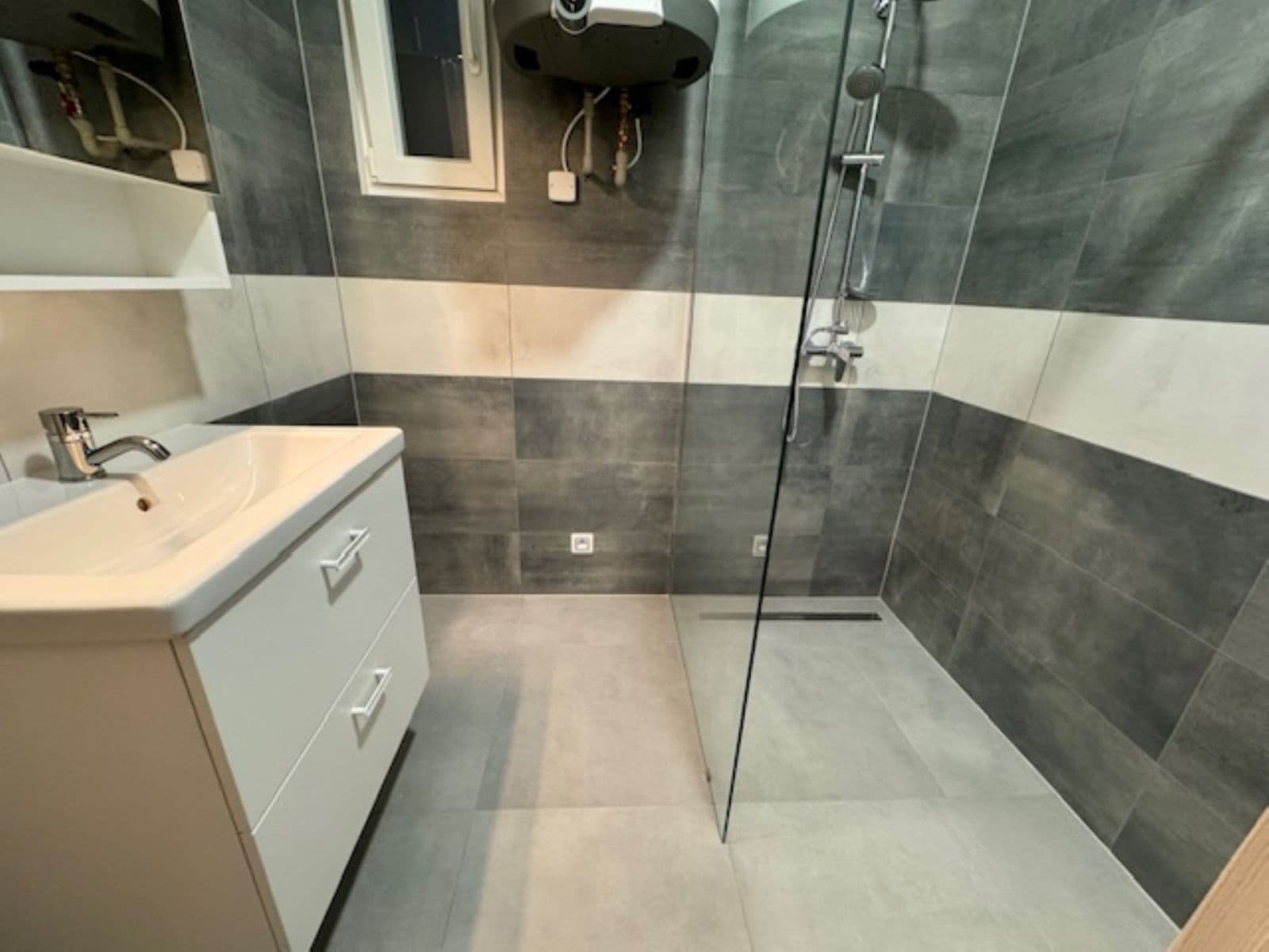 Prenájom bytu 2-izbový 52 m², Husinecká, Praha, Praha Prenájom bytu 2-izbový 52 m², Husinecká, Praha, Praha