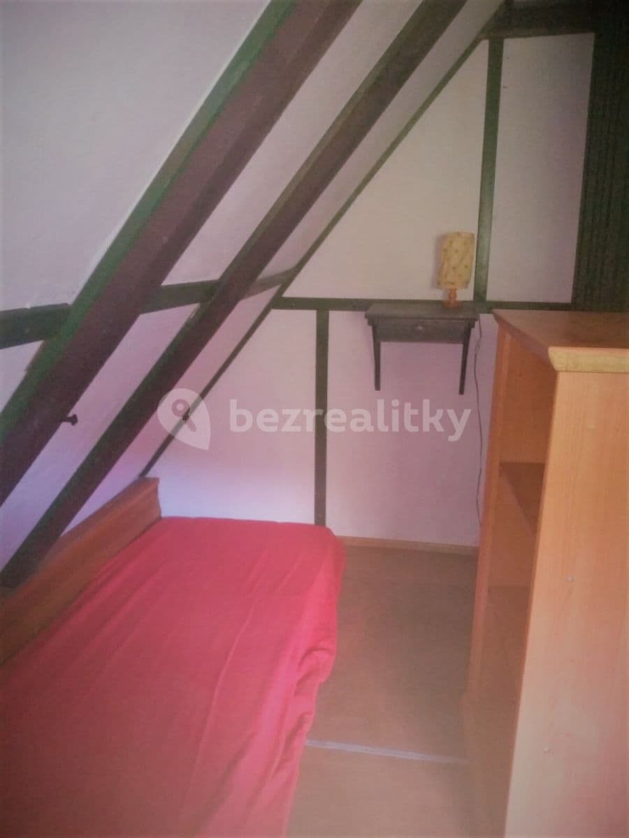 Prenájom rekreačného objektu 35 m², pozemok 400 m², Šlemínská, Hradištko, Středočeský kraj Prenájom rekreačného objektu 35 m², pozemok 400 m², Šlemínská, Hradištko, Středočeský kraj