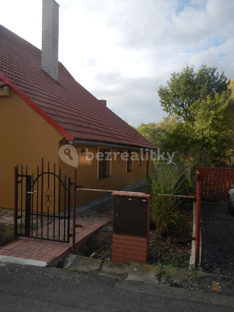 Prenájom bytu 4-izbový 92 m², 4805, Petřvald, Moravskoslezský kraj Prenájom bytu 4-izbový 92 m², 4805, Petřvald, Moravskoslezský kraj