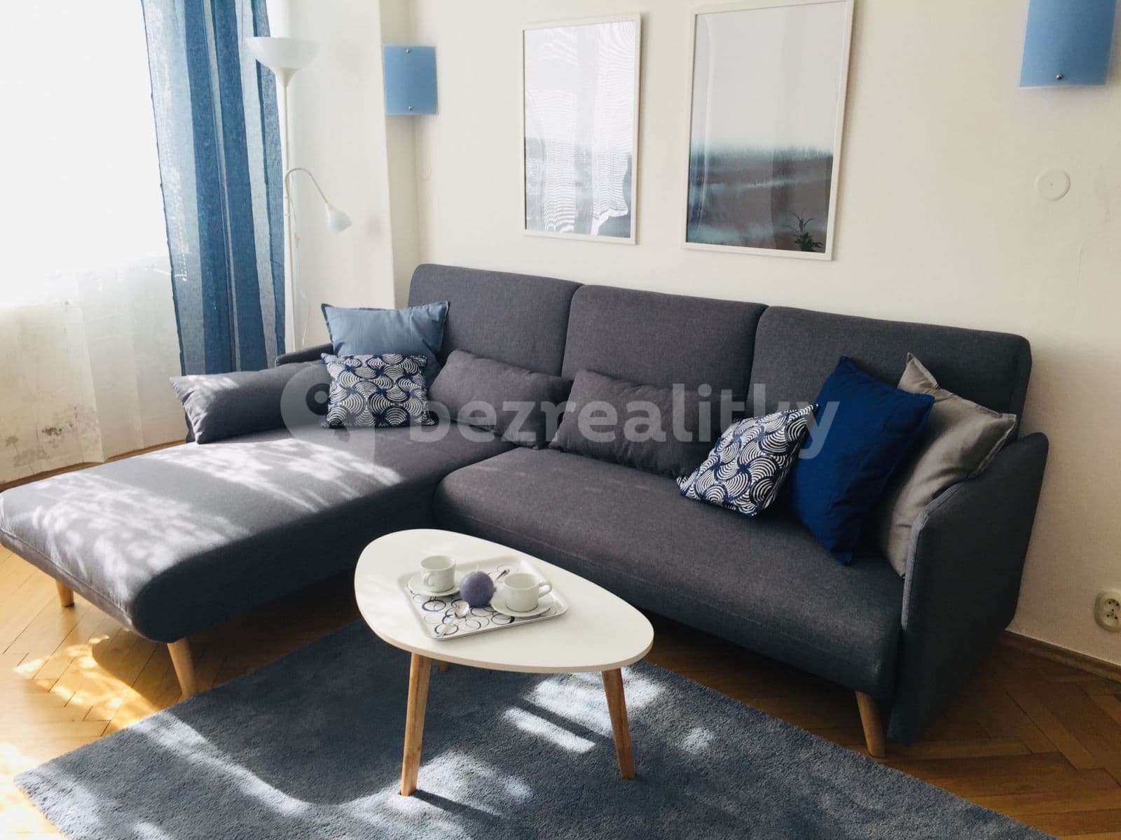 Prenájom bytu 2-izbový 46 m², ulice Kloboučnická, Praha, Praha Prenájom bytu 2-izbový 46 m², ulice Kloboučnická, Praha, Praha