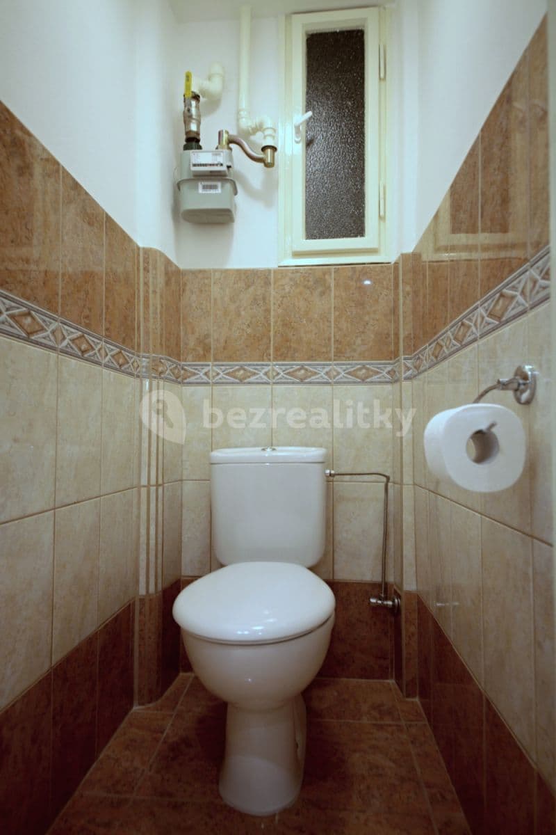 Prenájom bytu 2-izbový 46 m², ulice Kloboučnická, Praha, Praha Prenájom bytu 2-izbový 46 m², ulice Kloboučnická, Praha, Praha