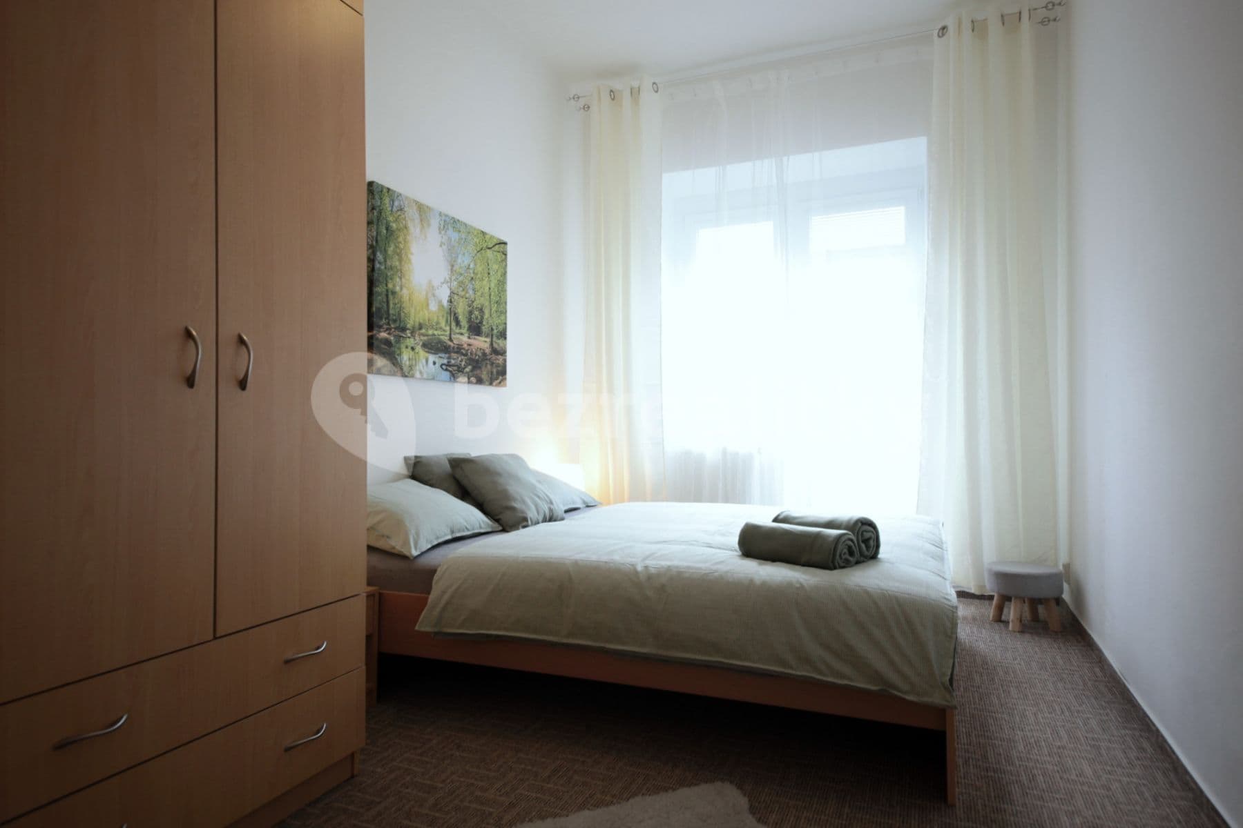 Prenájom bytu 2-izbový 46 m², ulice Kloboučnická, Praha, Praha Prenájom bytu 2-izbový 46 m², ulice Kloboučnická, Praha, Praha